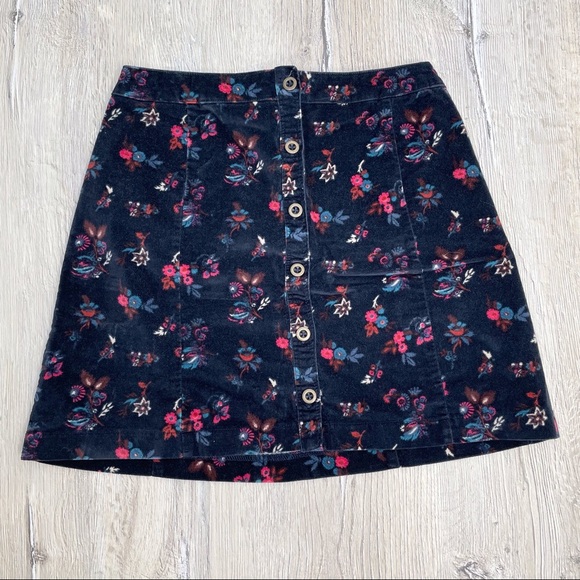 Hollister Floral Velvet Mini Skirt - Picture 1 of 6